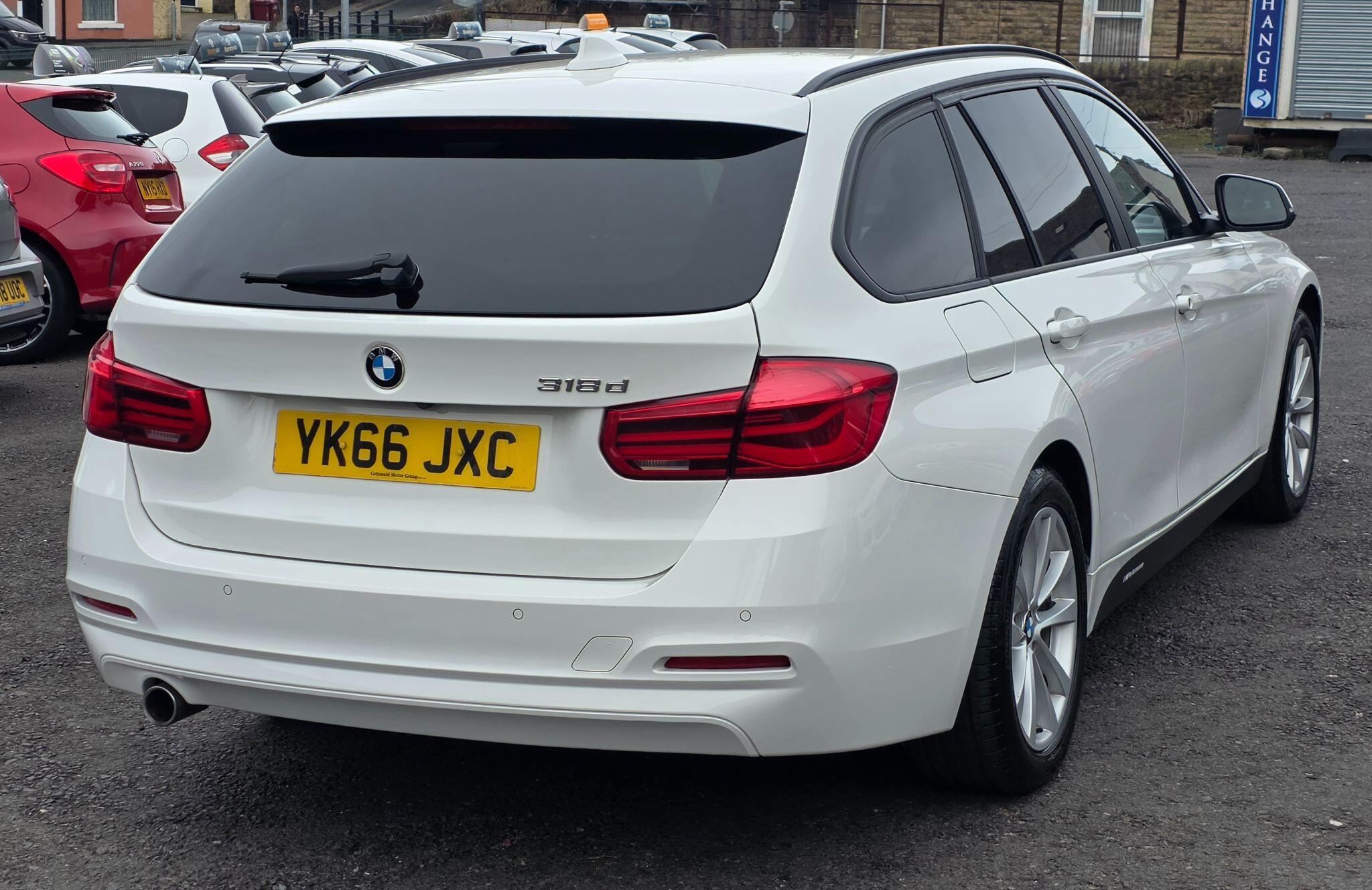 BMW 3 Series - Image 7