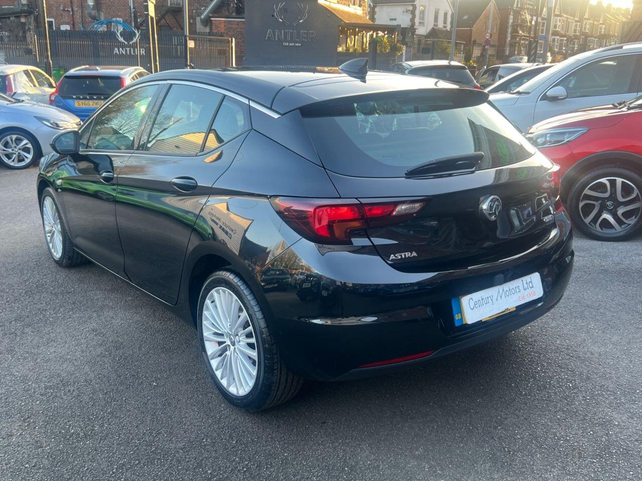 Vauxhall Astra - Image 7