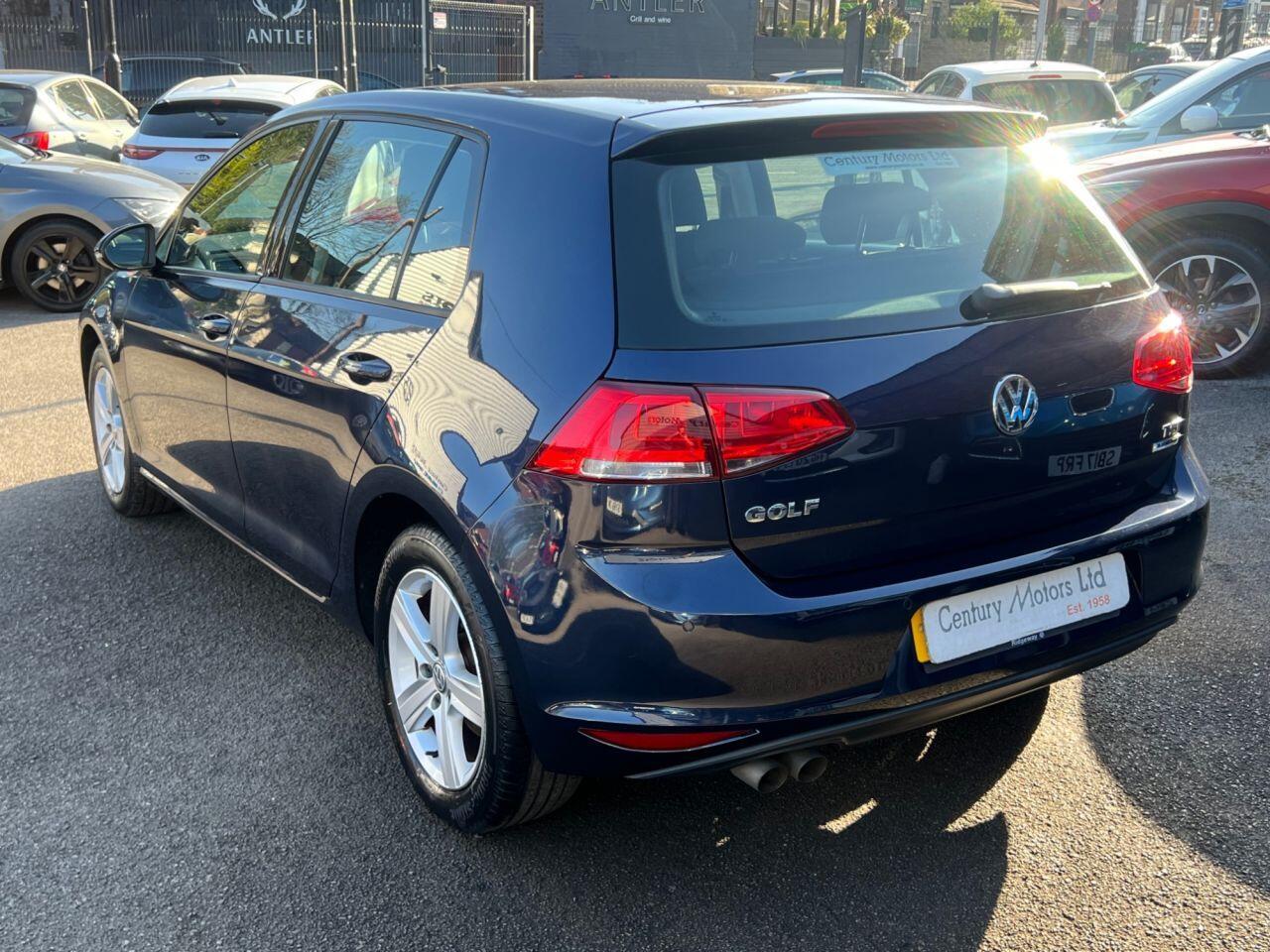 Volkswagen Golf - Image 5