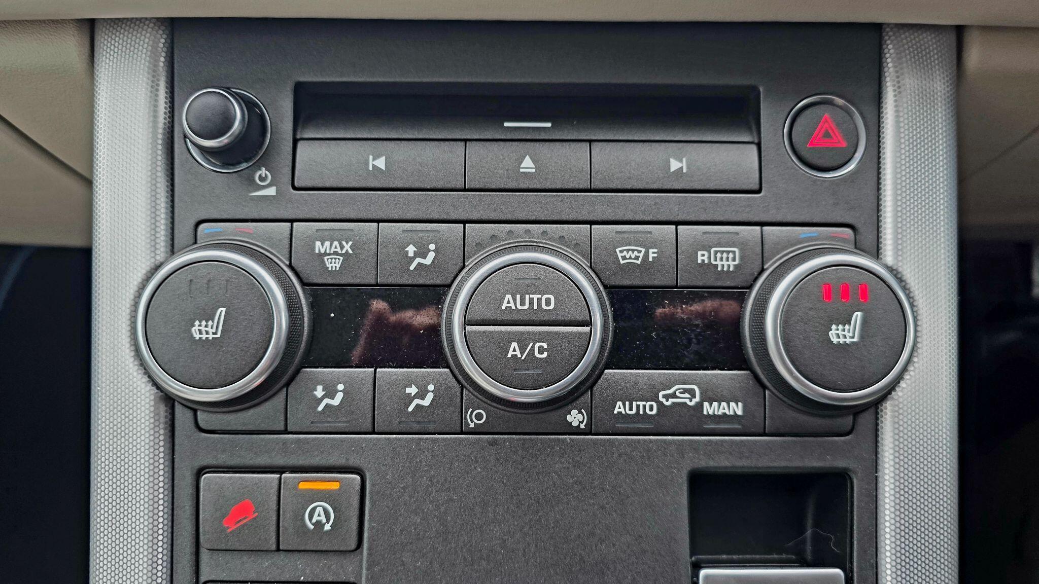 Land Rover Range Rover Evoque - Image 28