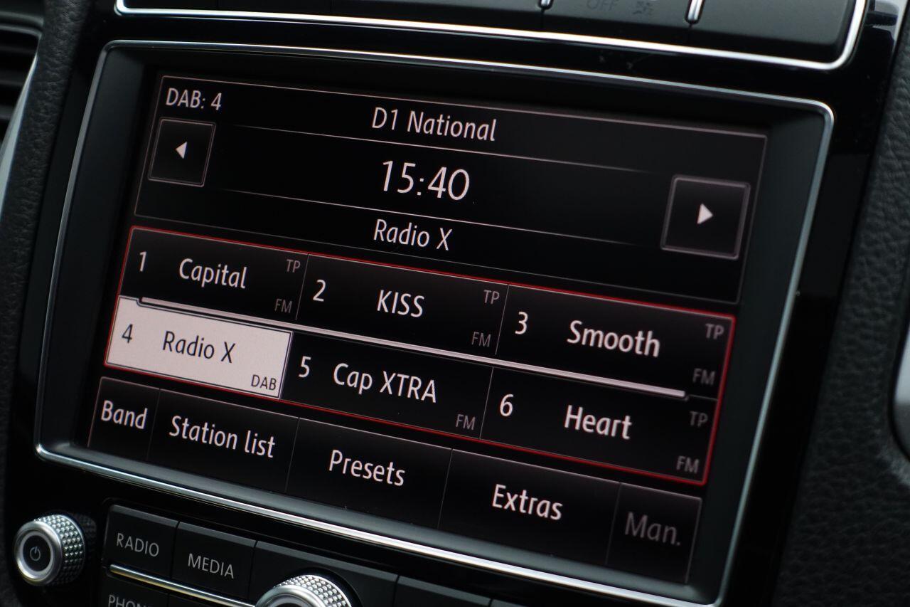 Volkswagen Touareg - Image 41