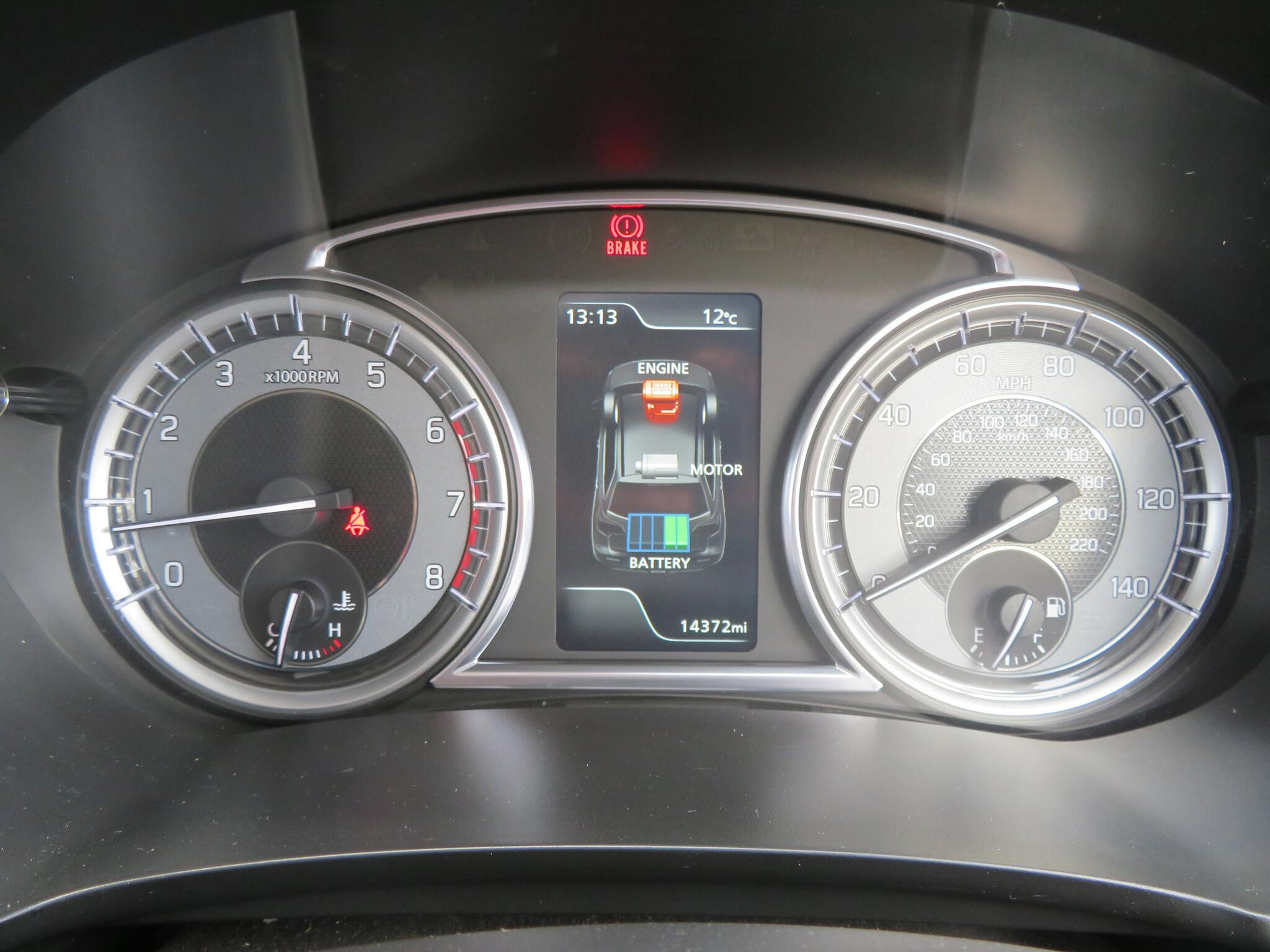 Suzuki Vitara - Image 18
