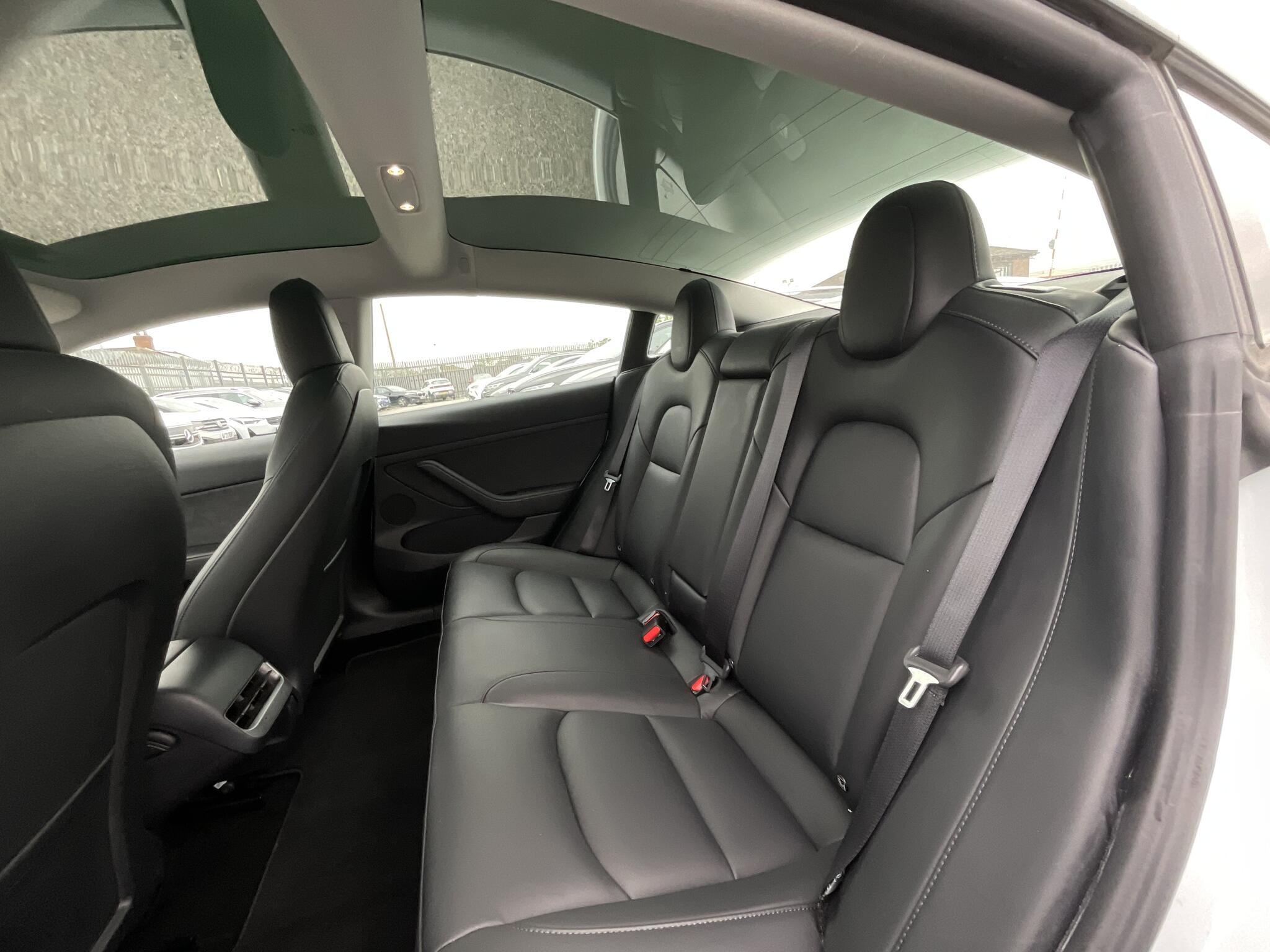 Tesla Model 3 - Image 14