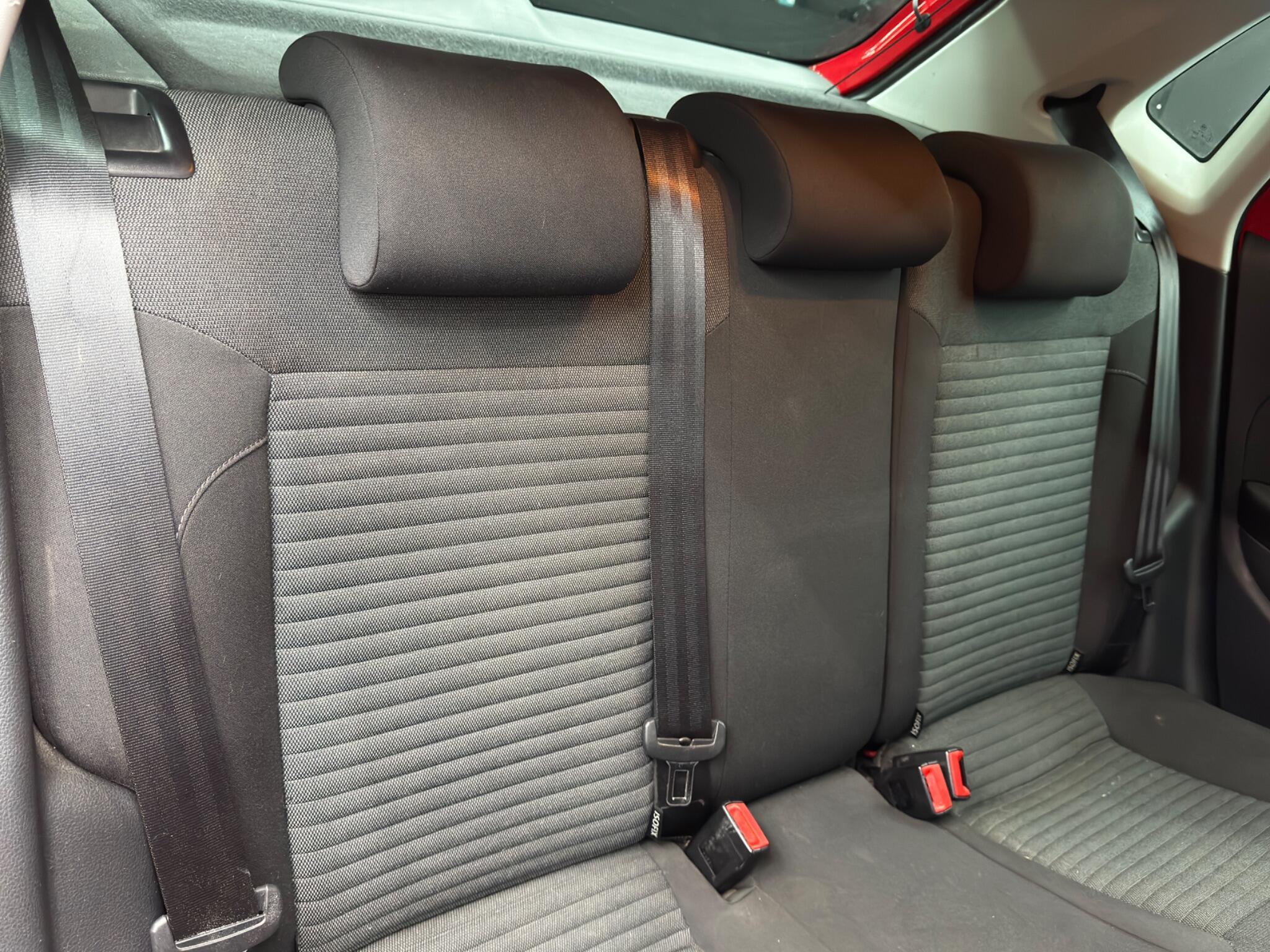 Volkswagen Polo - Image 14