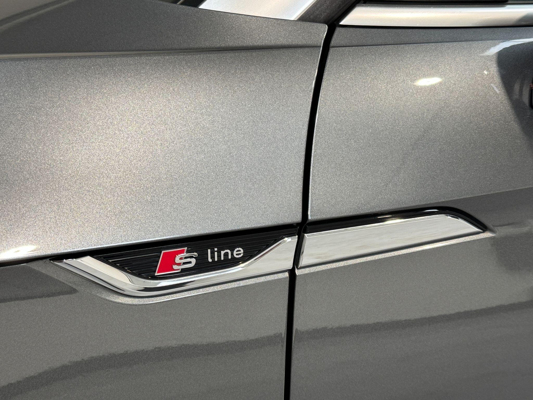 Audi A5 CABRIOLET - Image 71