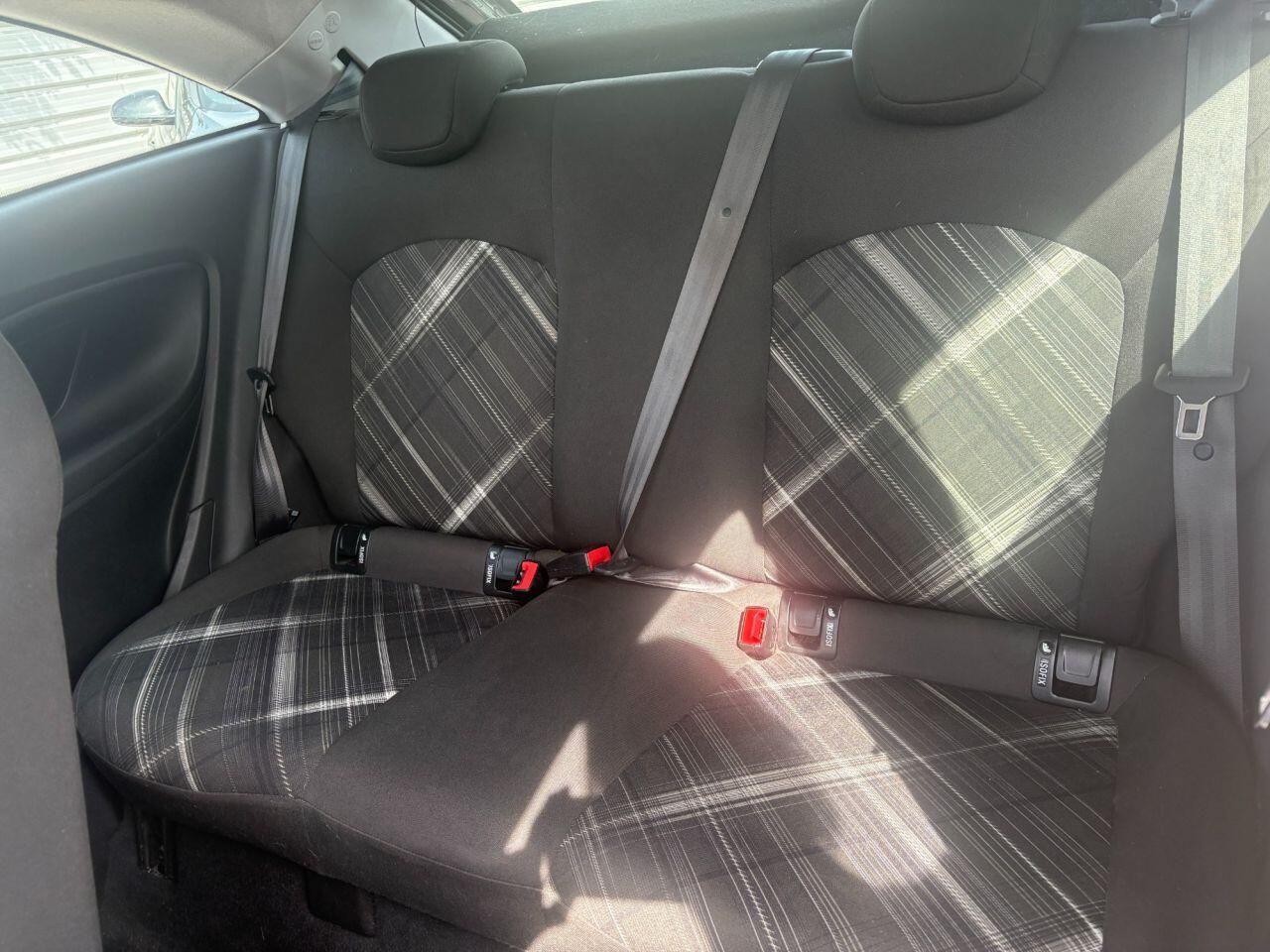 Vauxhall Corsa - Image 18