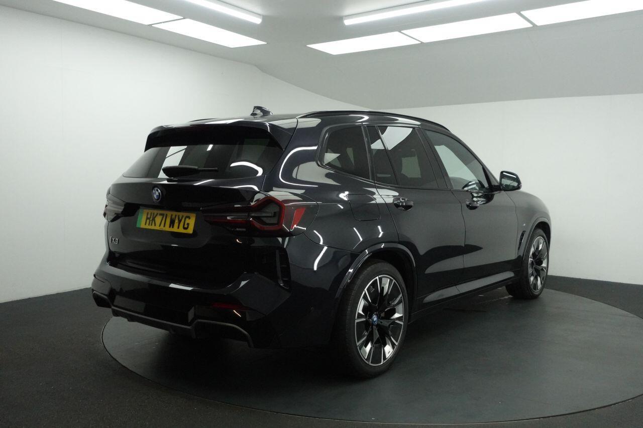 BMW iX3 - Image 12