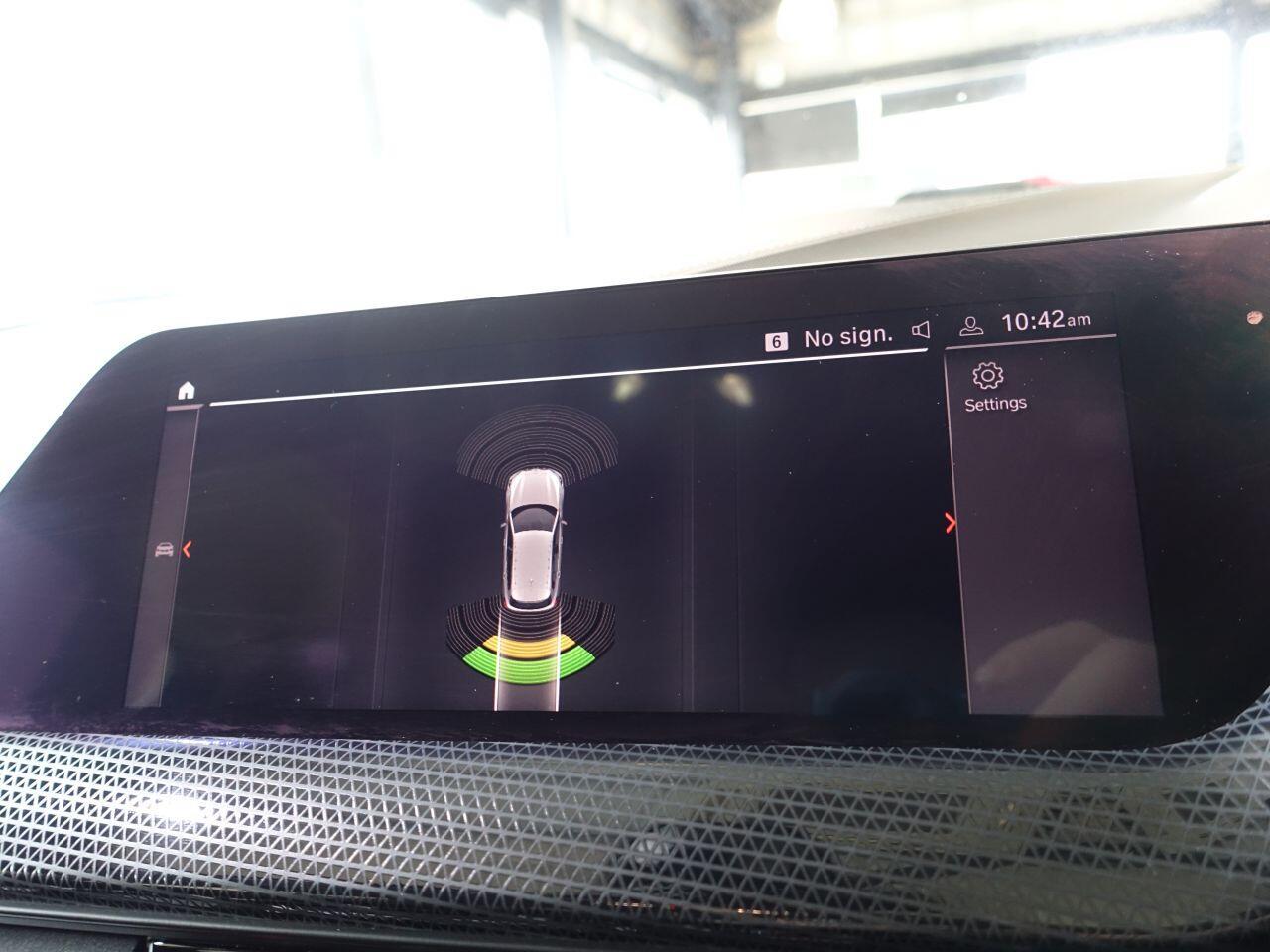 BMW 1 Series - Image 32