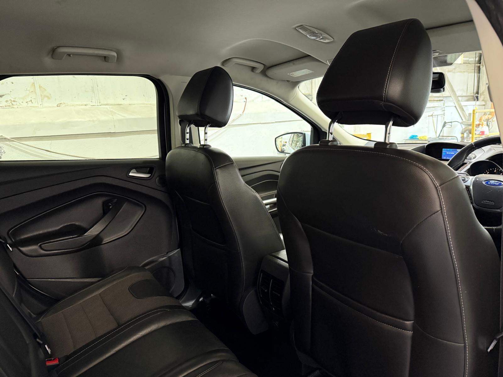 Ford Kuga - Image 34