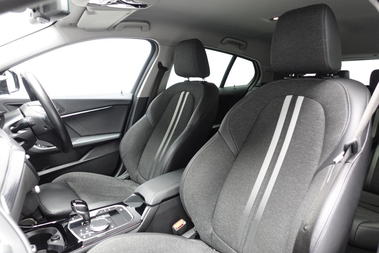 BMW 1 Series - Image 17