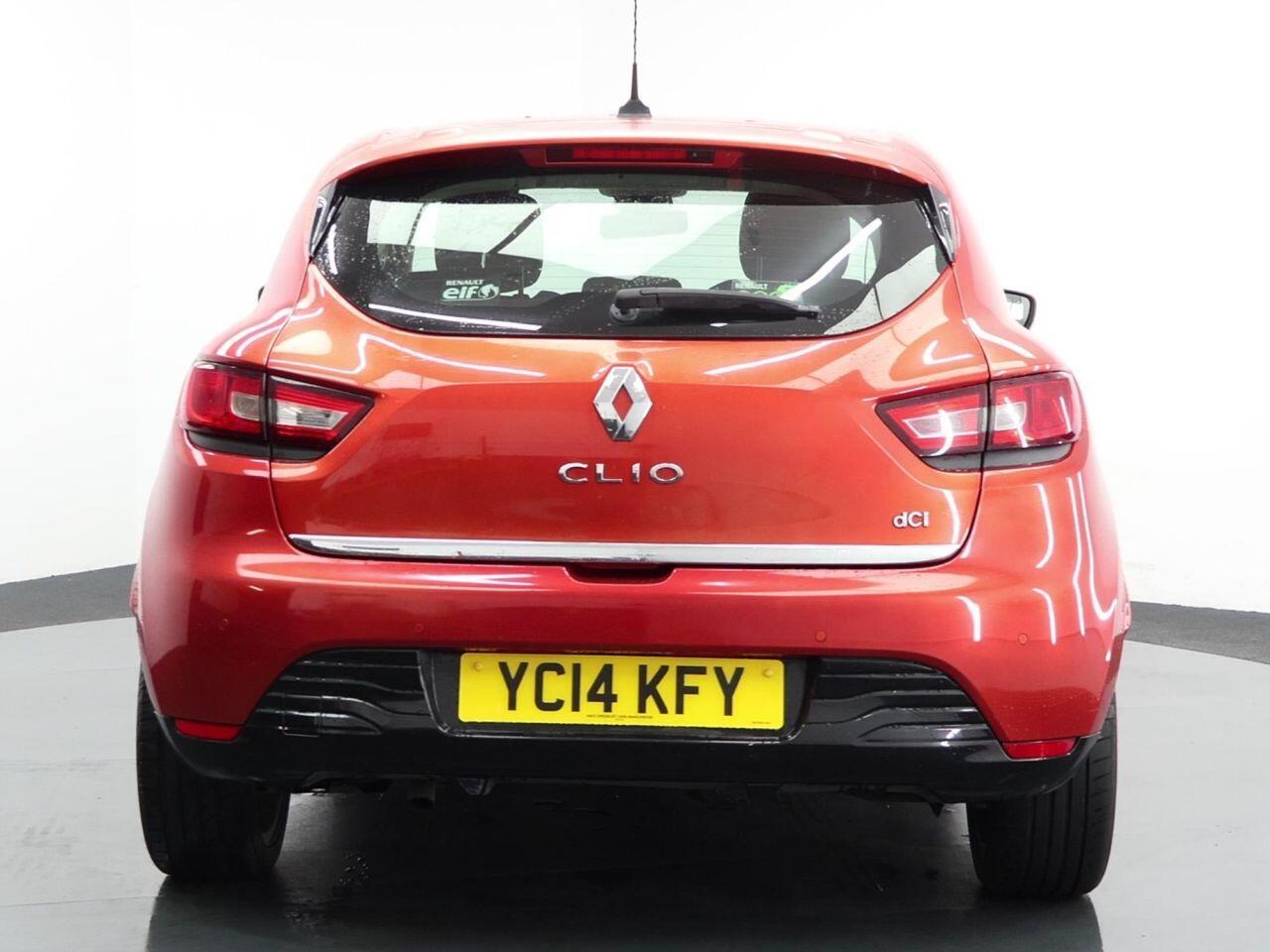 Renault Clio - Image 11