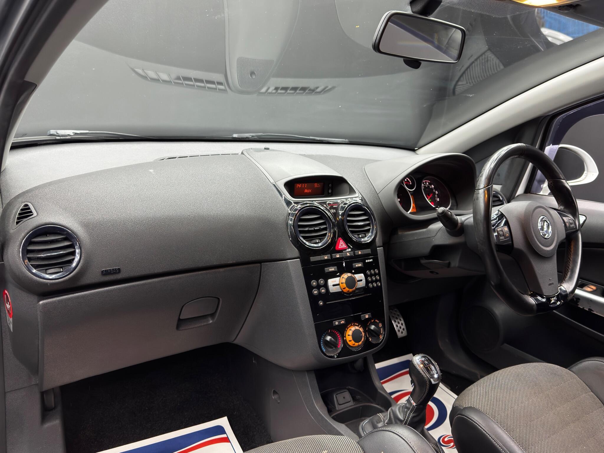 Vauxhall Corsa - Image 11