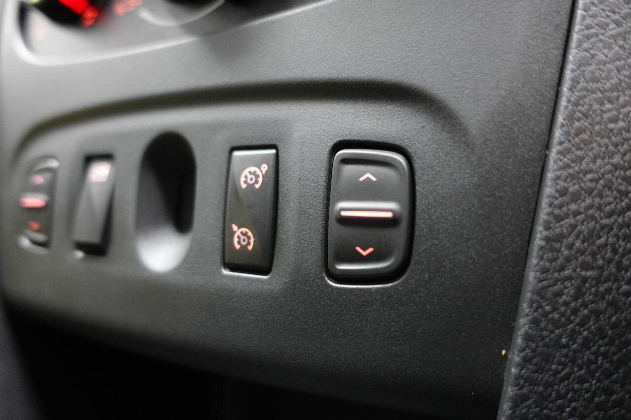 Dacia Sandero Stepway - Image 40