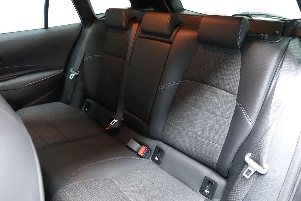 Toyota Corolla - Image 23