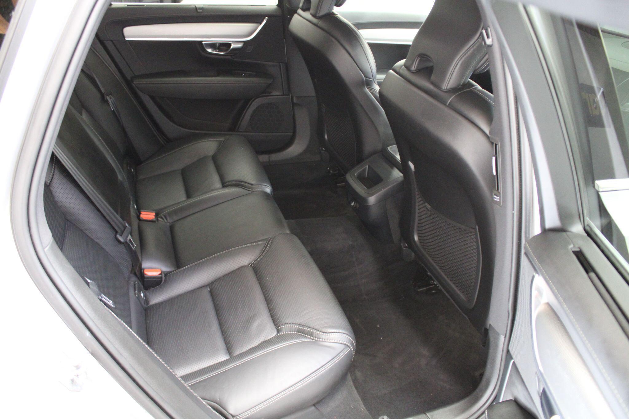 Volvo V90 - Image 46