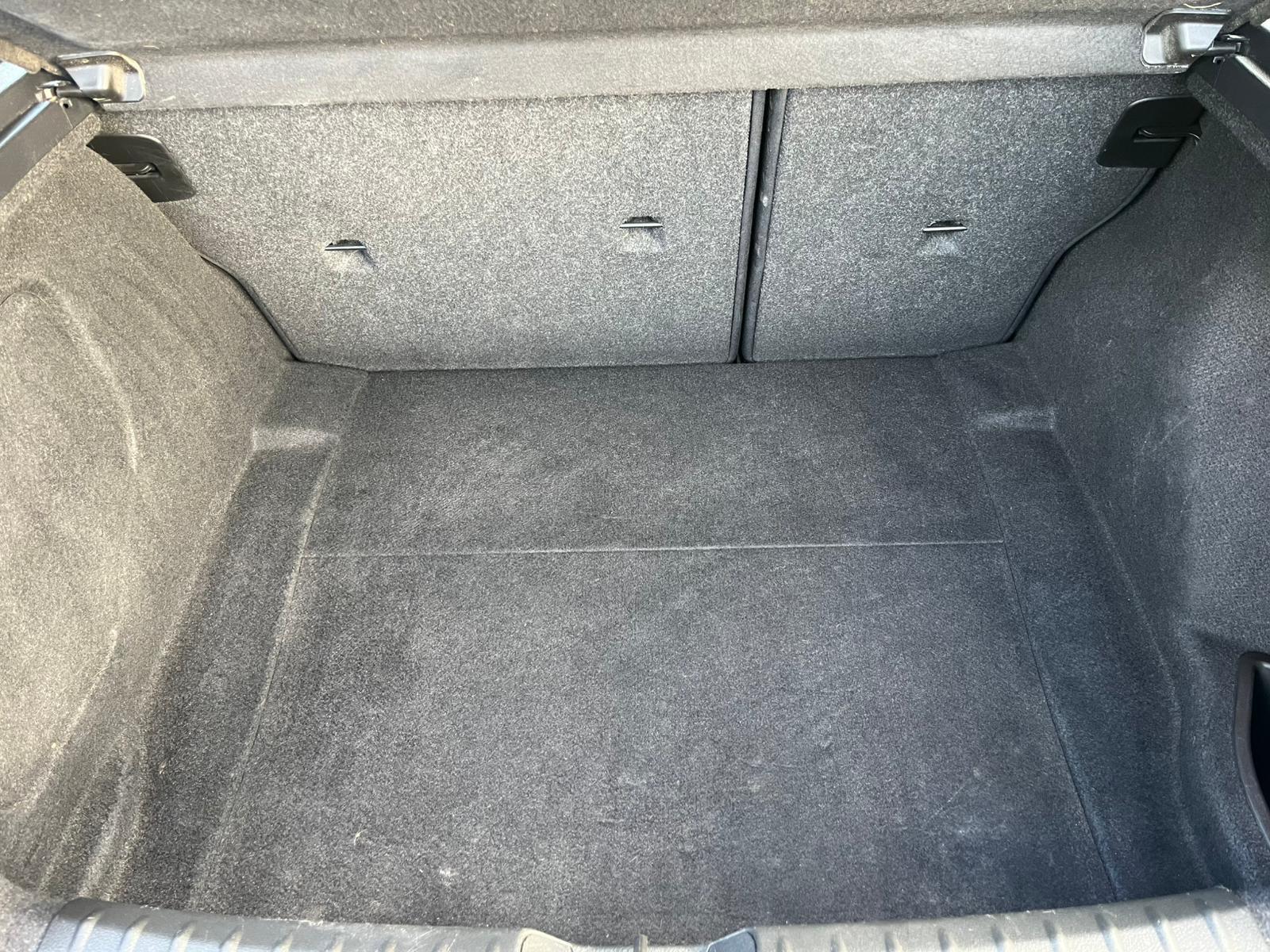 BMW 1 Series - Image 11