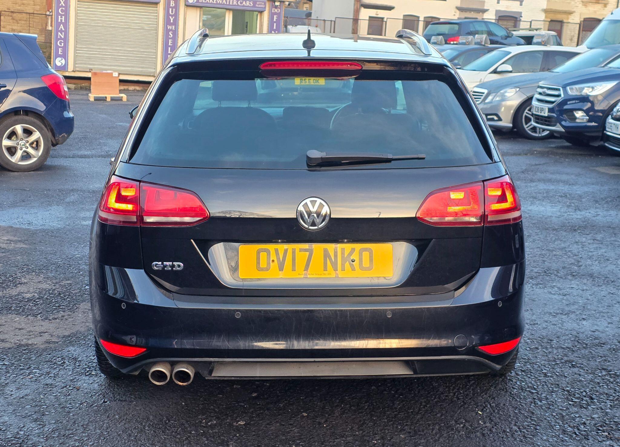 Volkswagen Golf - Image 7