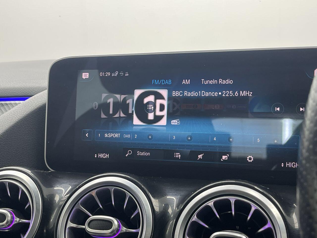 Mercedes B-Class - Image 31