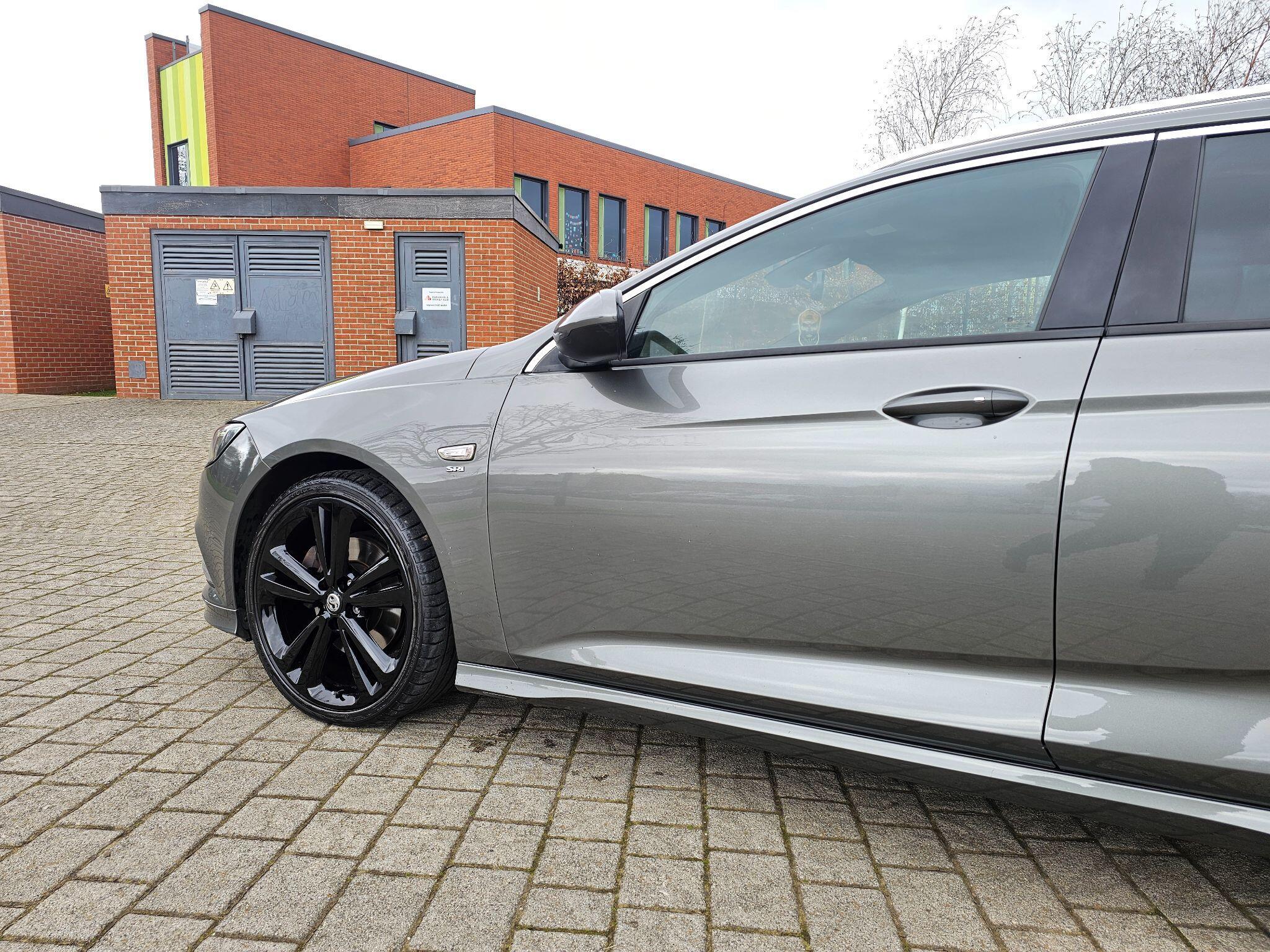 Vauxhall Insignia - Image 37