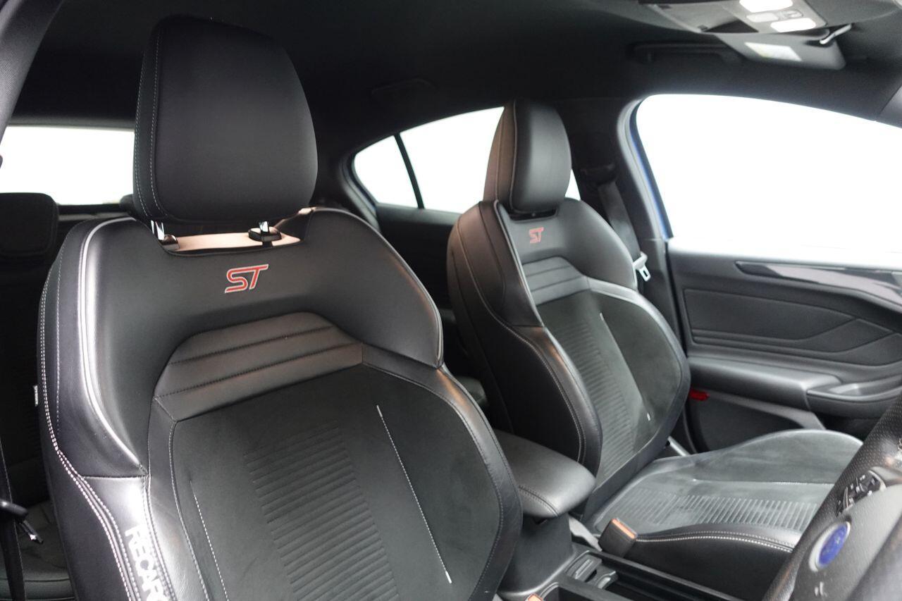 Ford Focus - Image 3