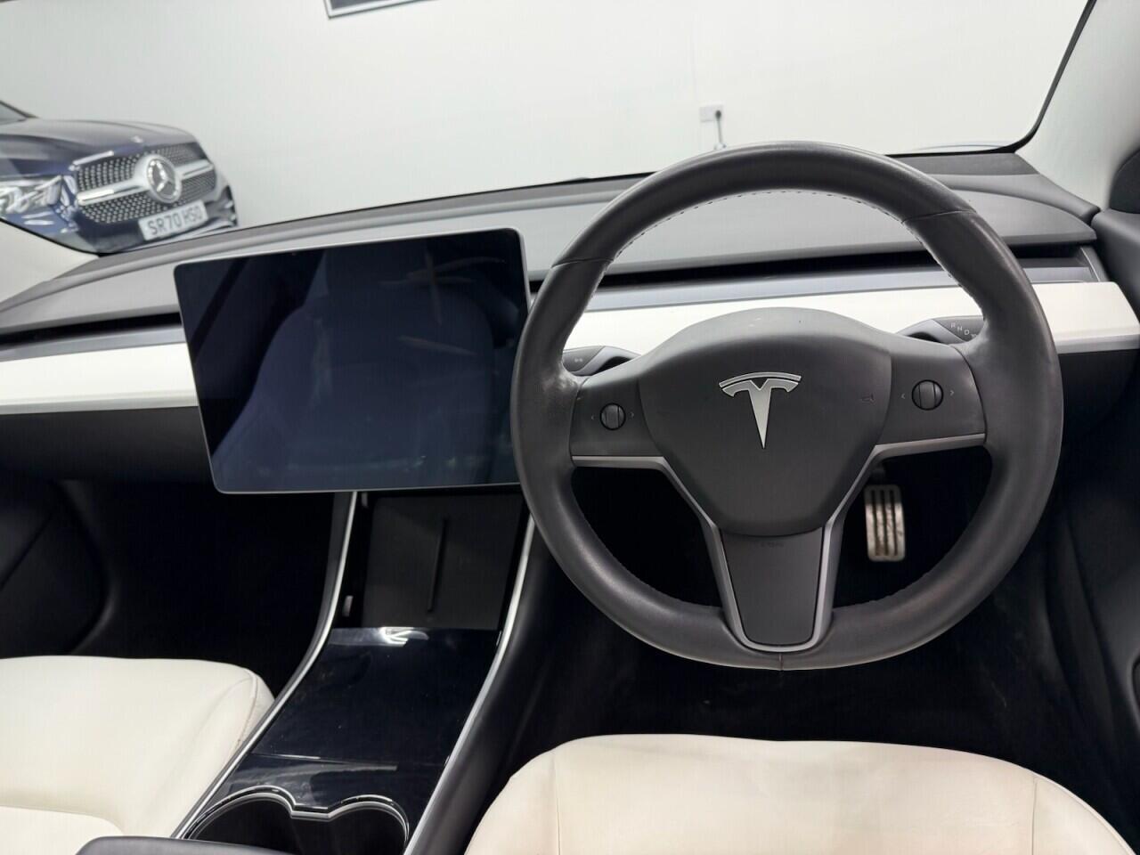 Tesla Model 3 - Image 45