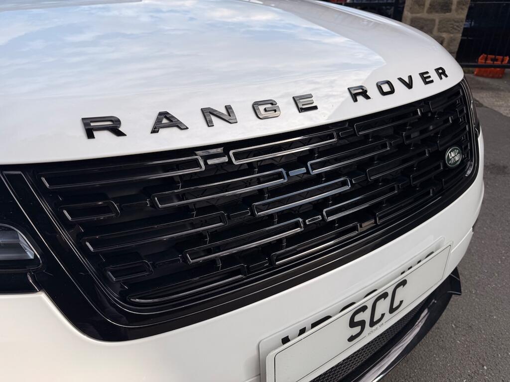 Land Rover Range Rover Velar - Image 13