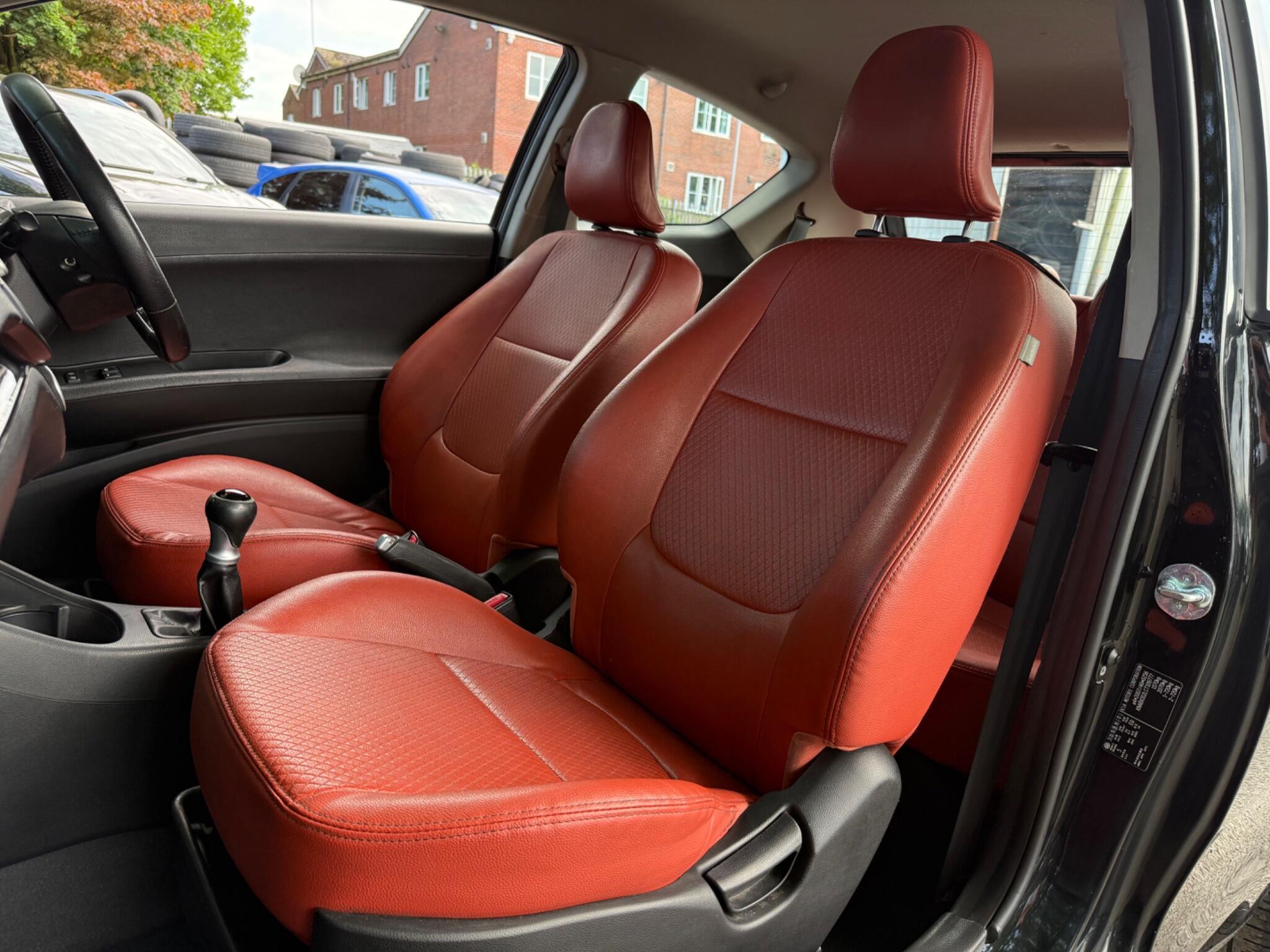 Kia Picanto - Image 12