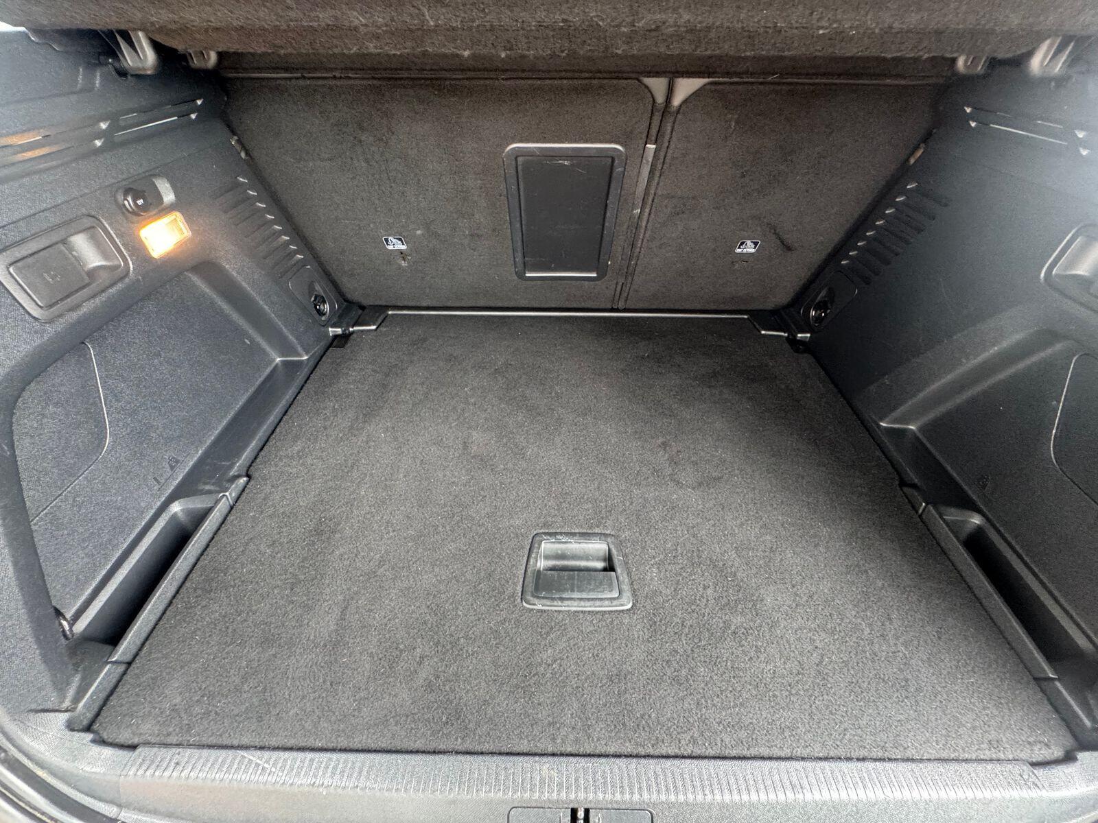 Peugeot 3008 - Image 8