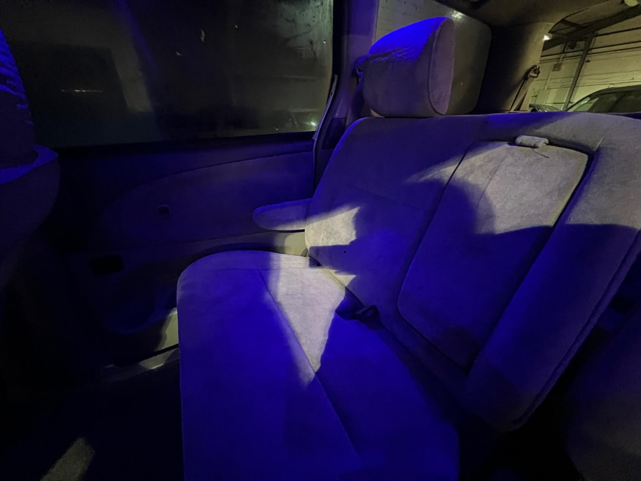 Toyota Estima - Image 35