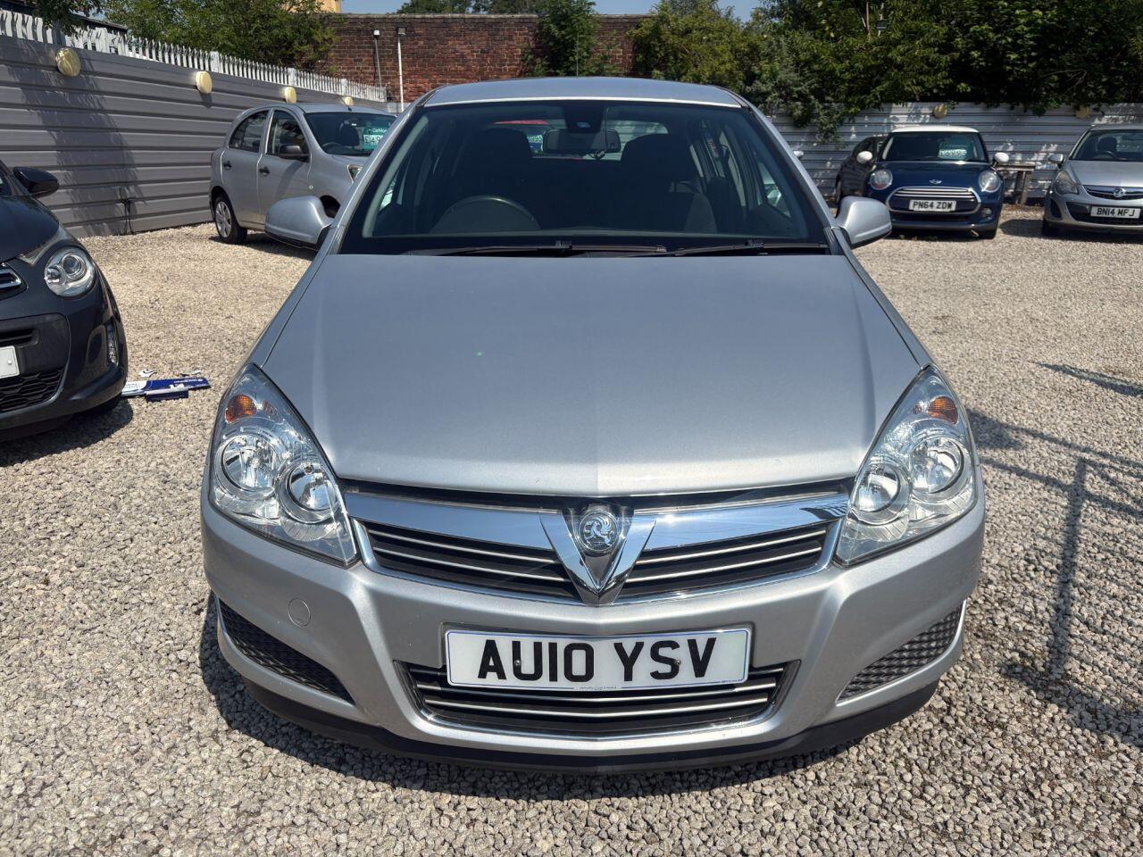 Vauxhall Astra - Image 2