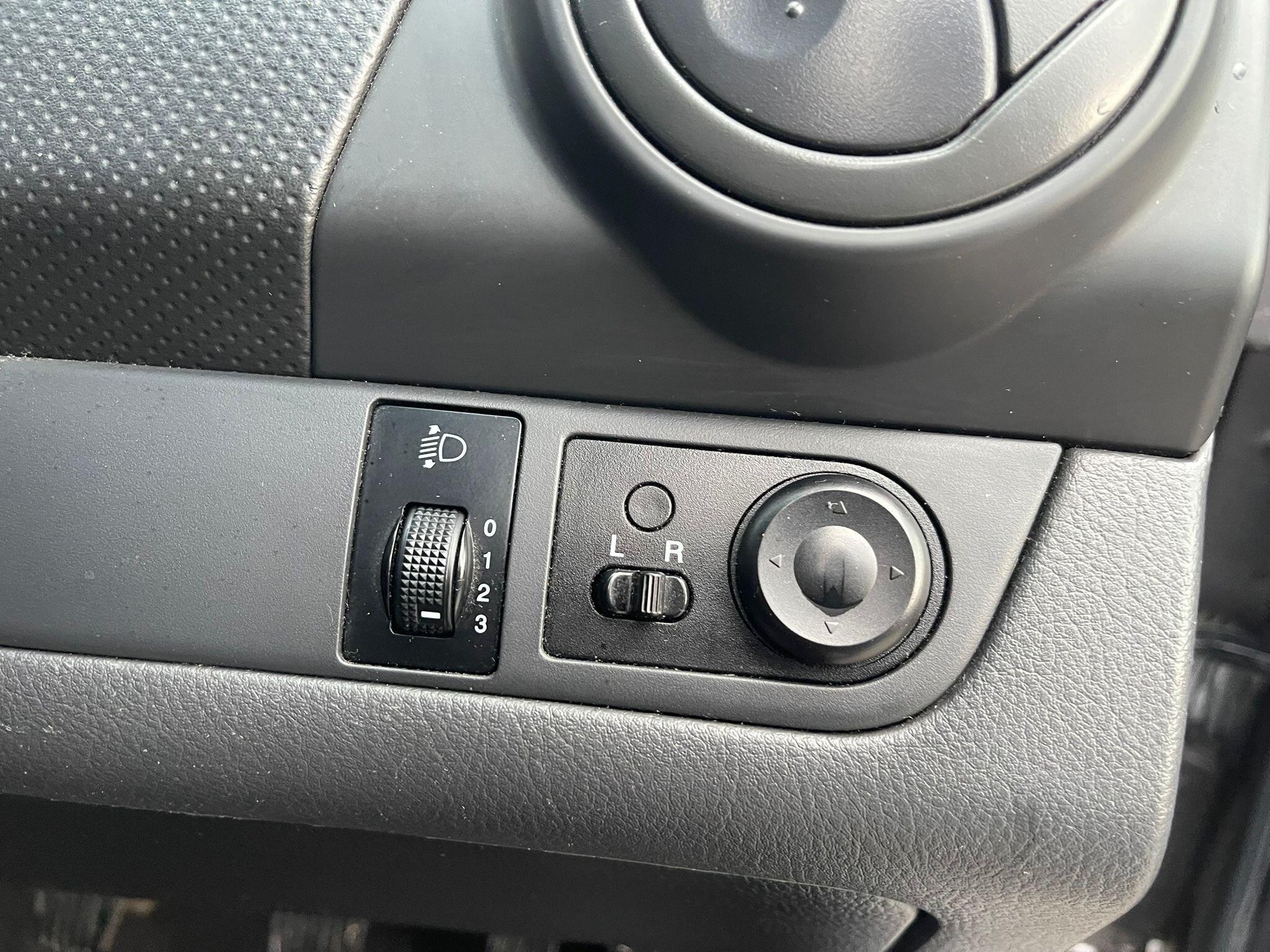 Chevrolet Aveo - Image 26