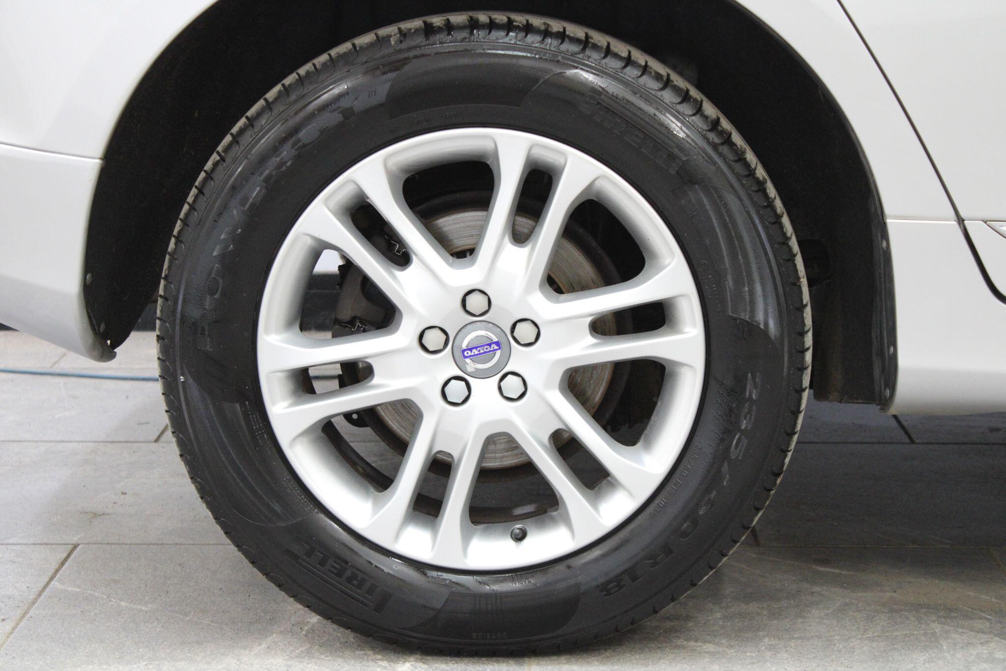 Volvo XC60 - Image 36