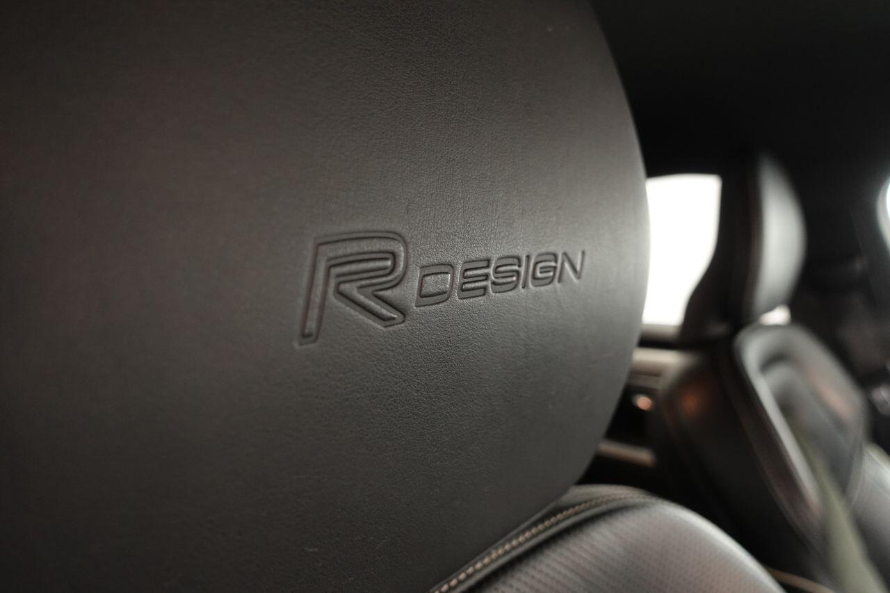 Volvo S90 - Image 18