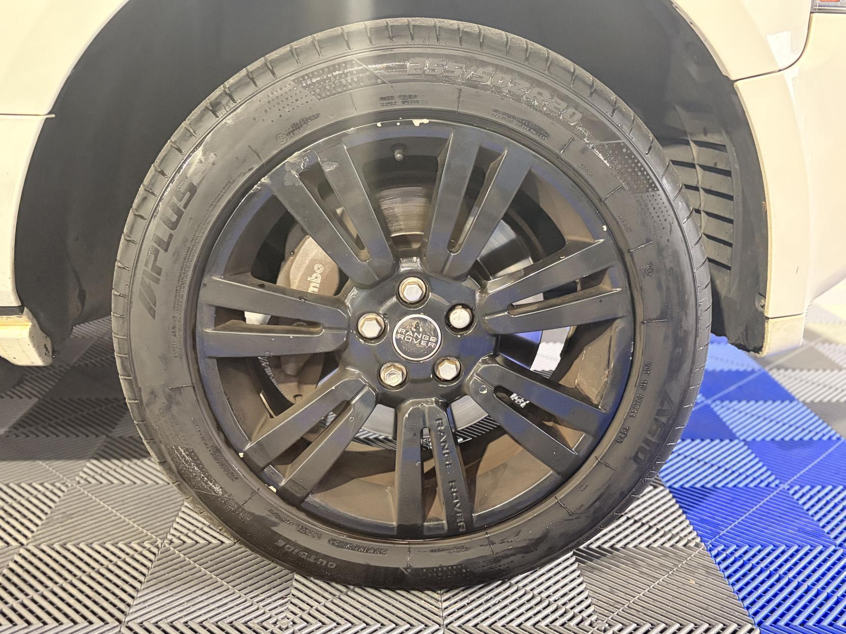 Land Rover Range Rover - Image 14