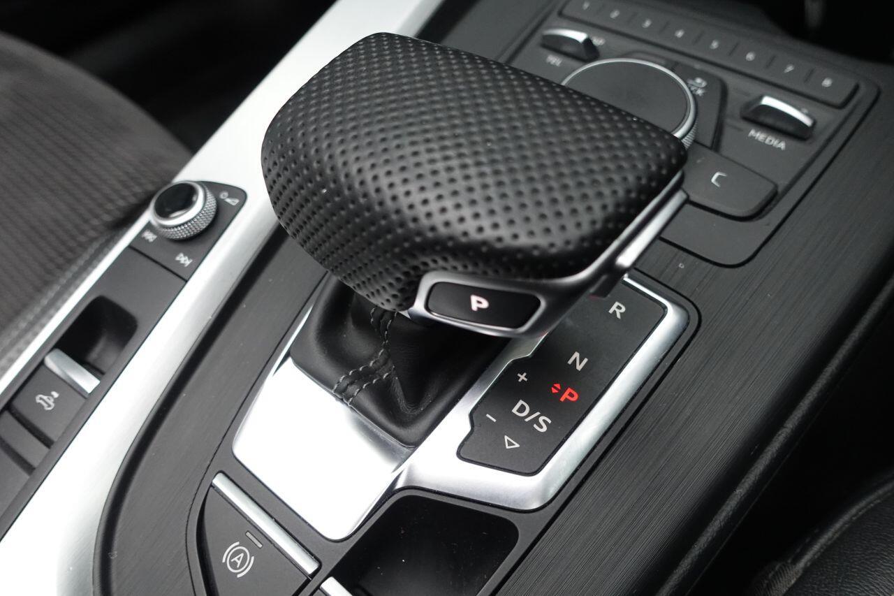 Audi A5 CABRIOLET - Image 34