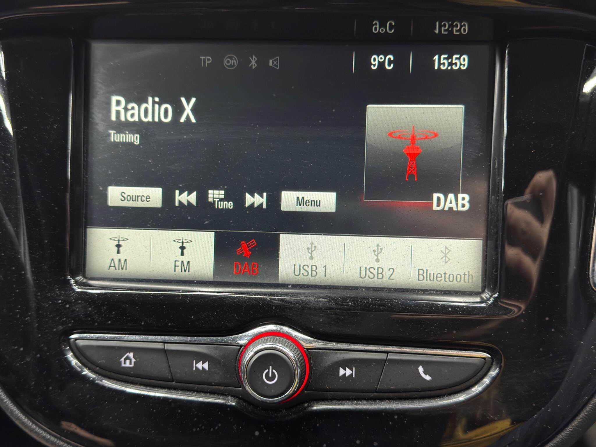 Vauxhall Corsa - Image 27