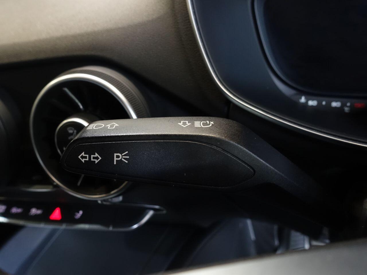 Audi TT - Image 19