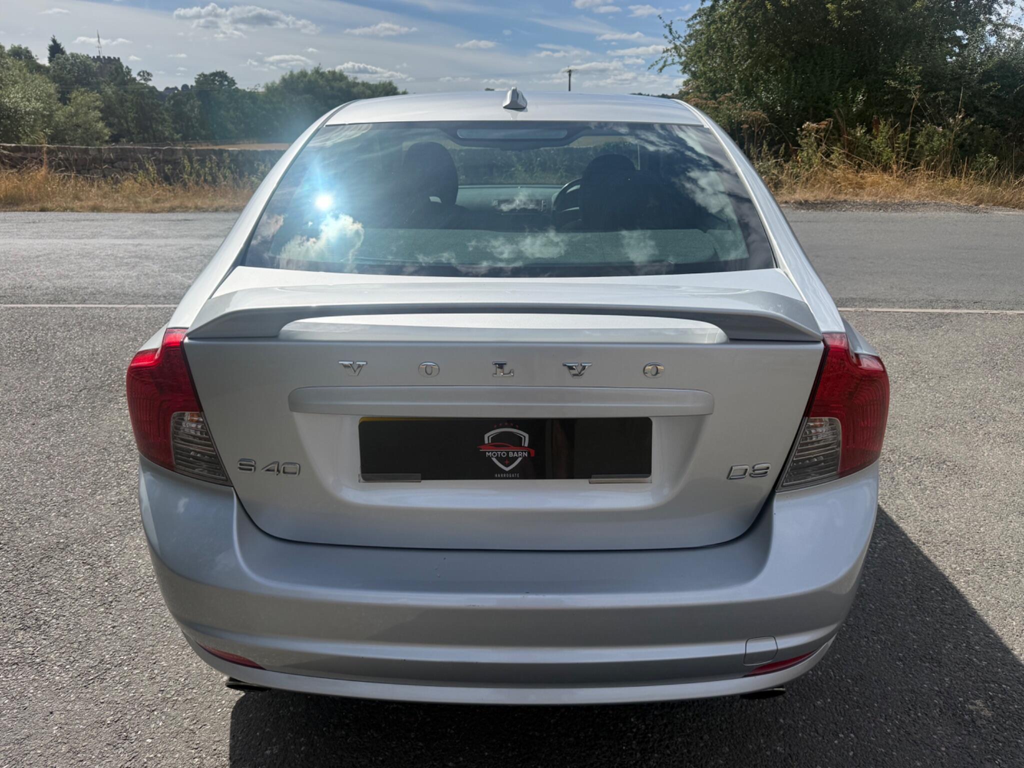 Volvo S40 - Image 10