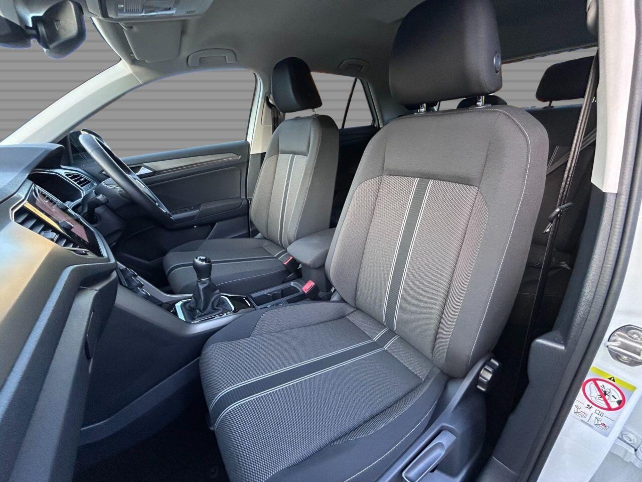 Volkswagen T-Roc - Image 14