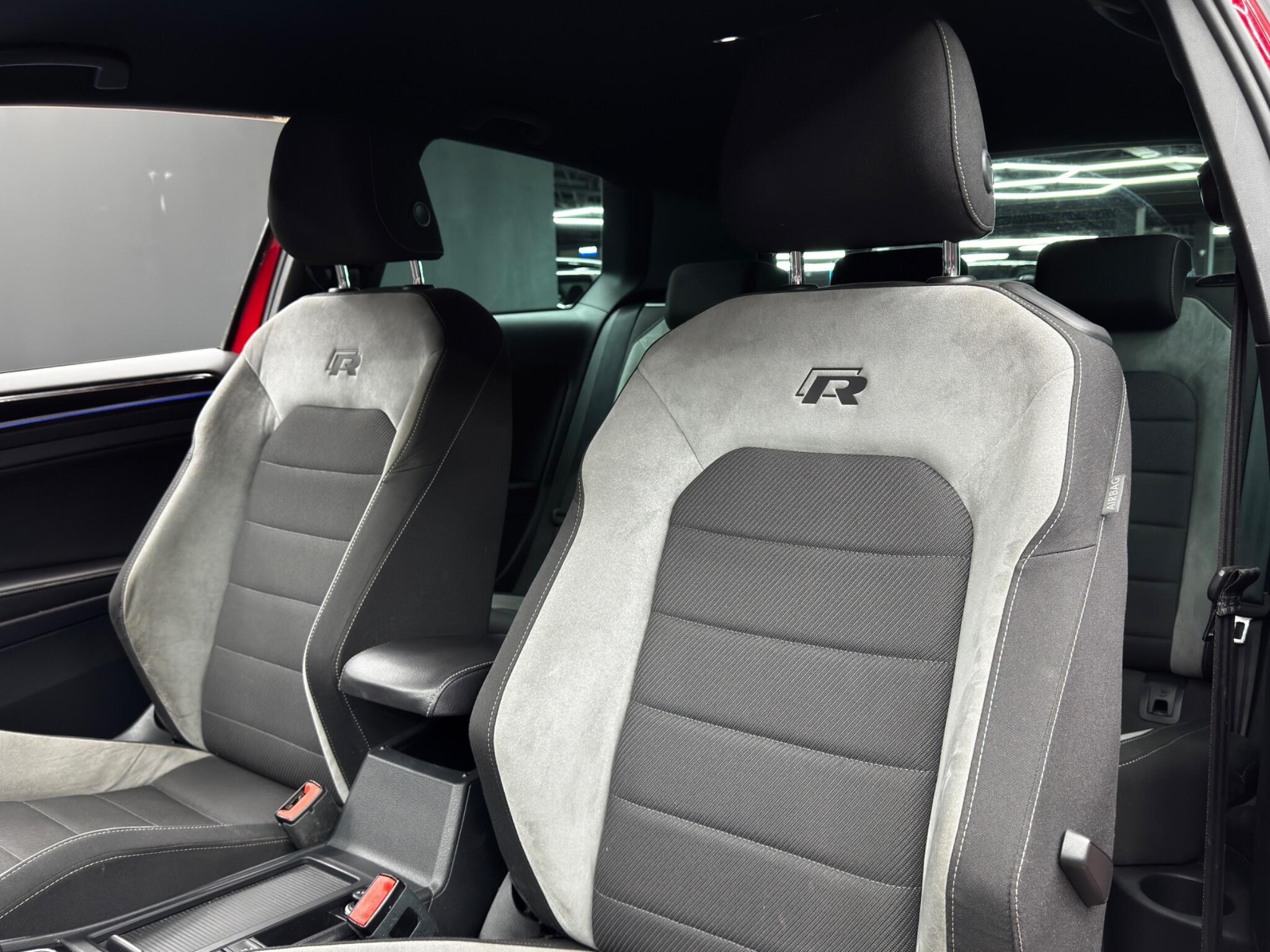 Volkswagen Golf - Image 14