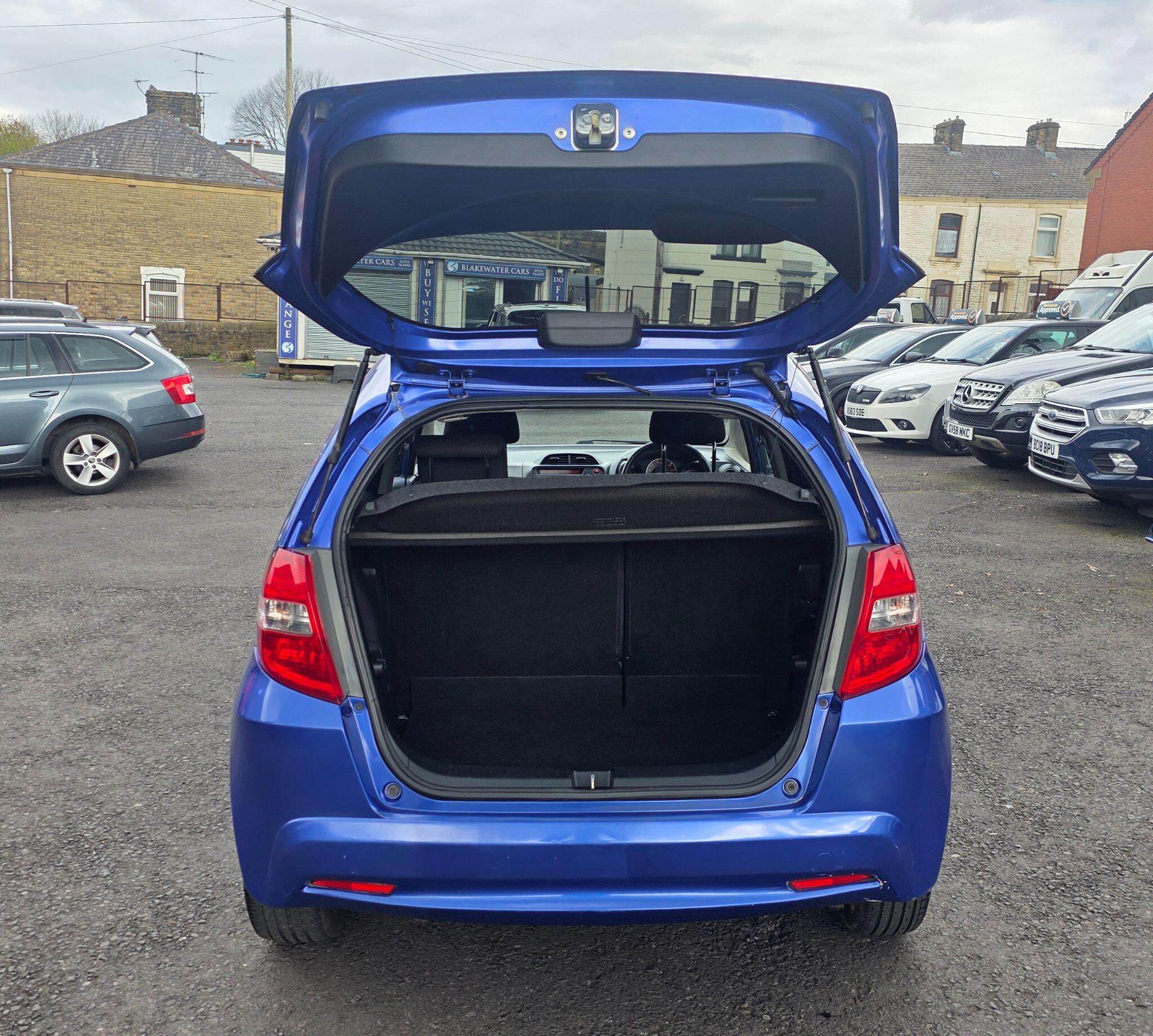 Honda Jazz - Image 21