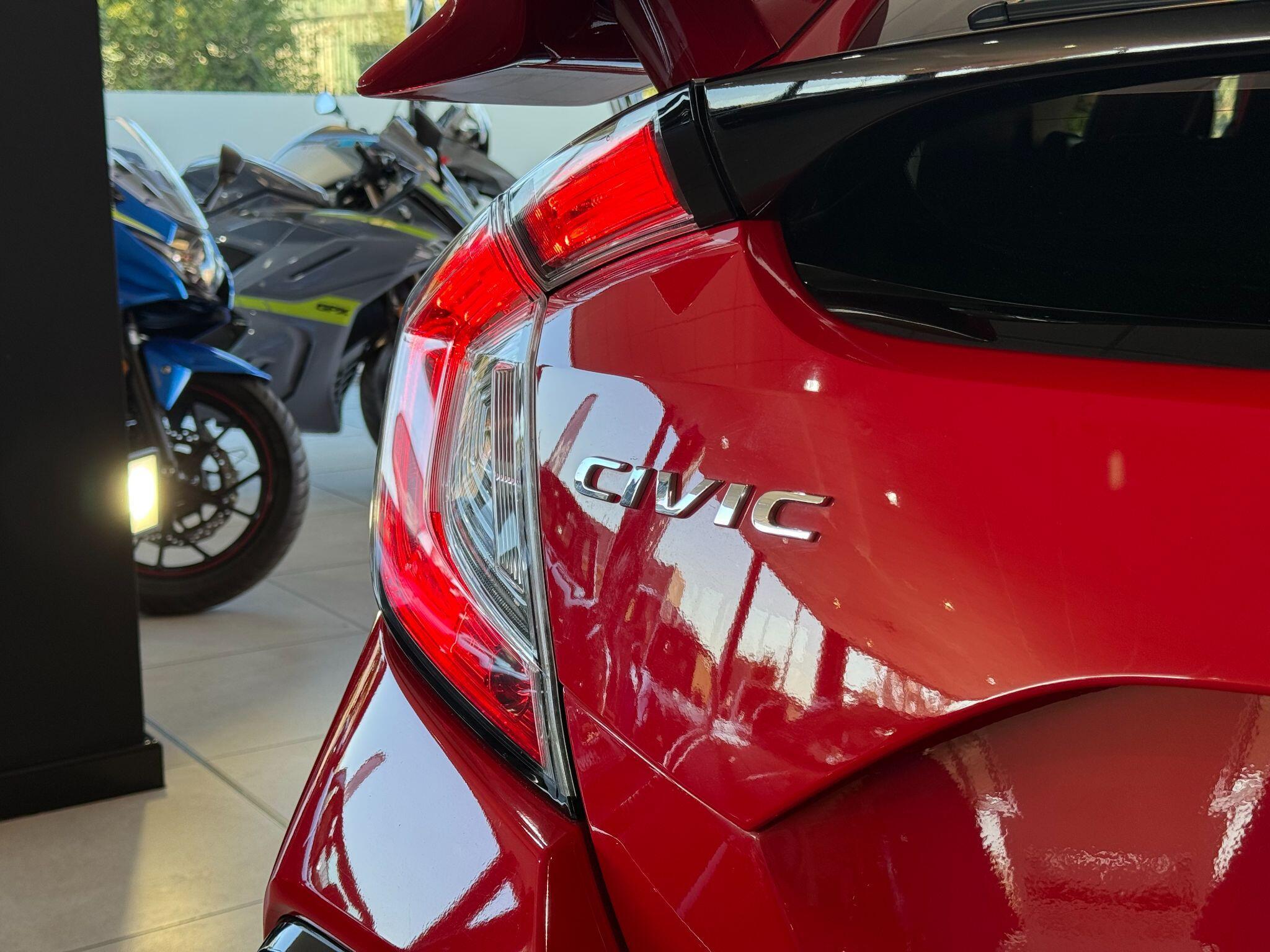 Honda Civic - Image 29