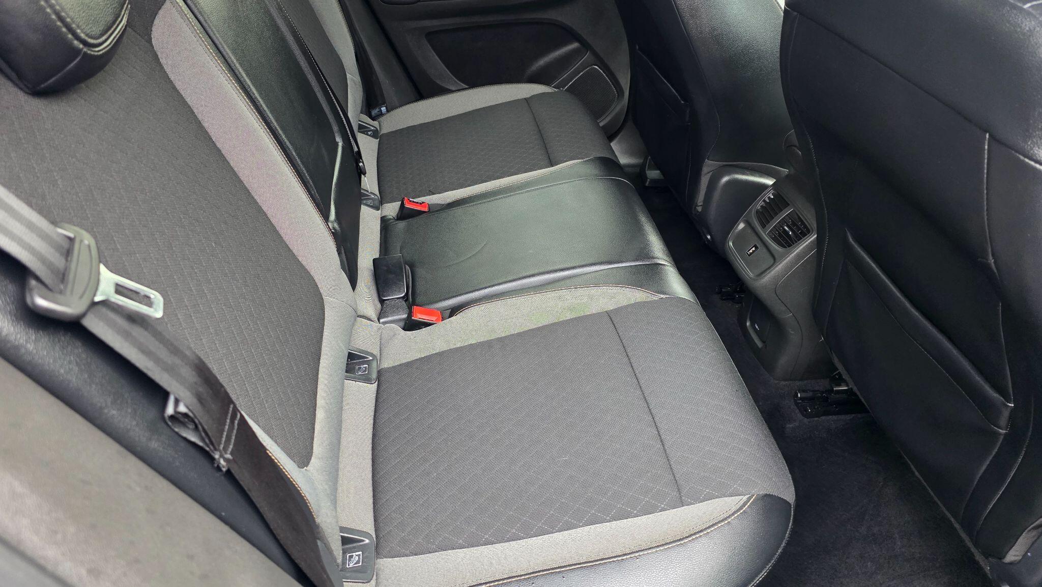 Vauxhall Grandland X - Image 39