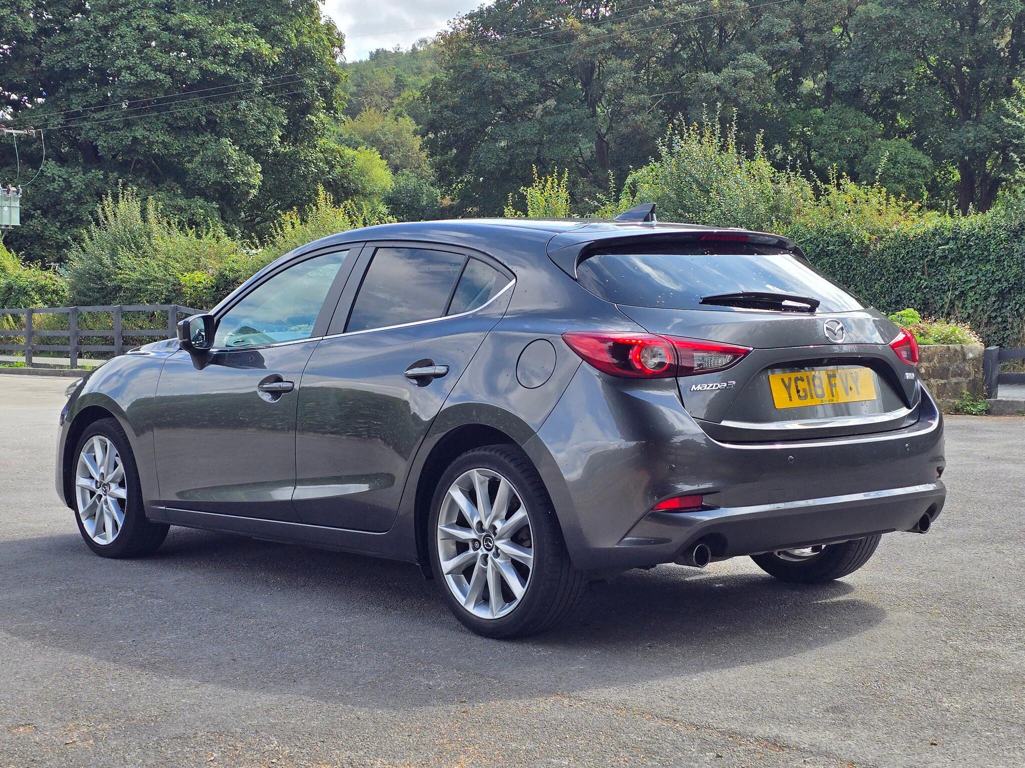 Mazda MAZDA3 - Image 17