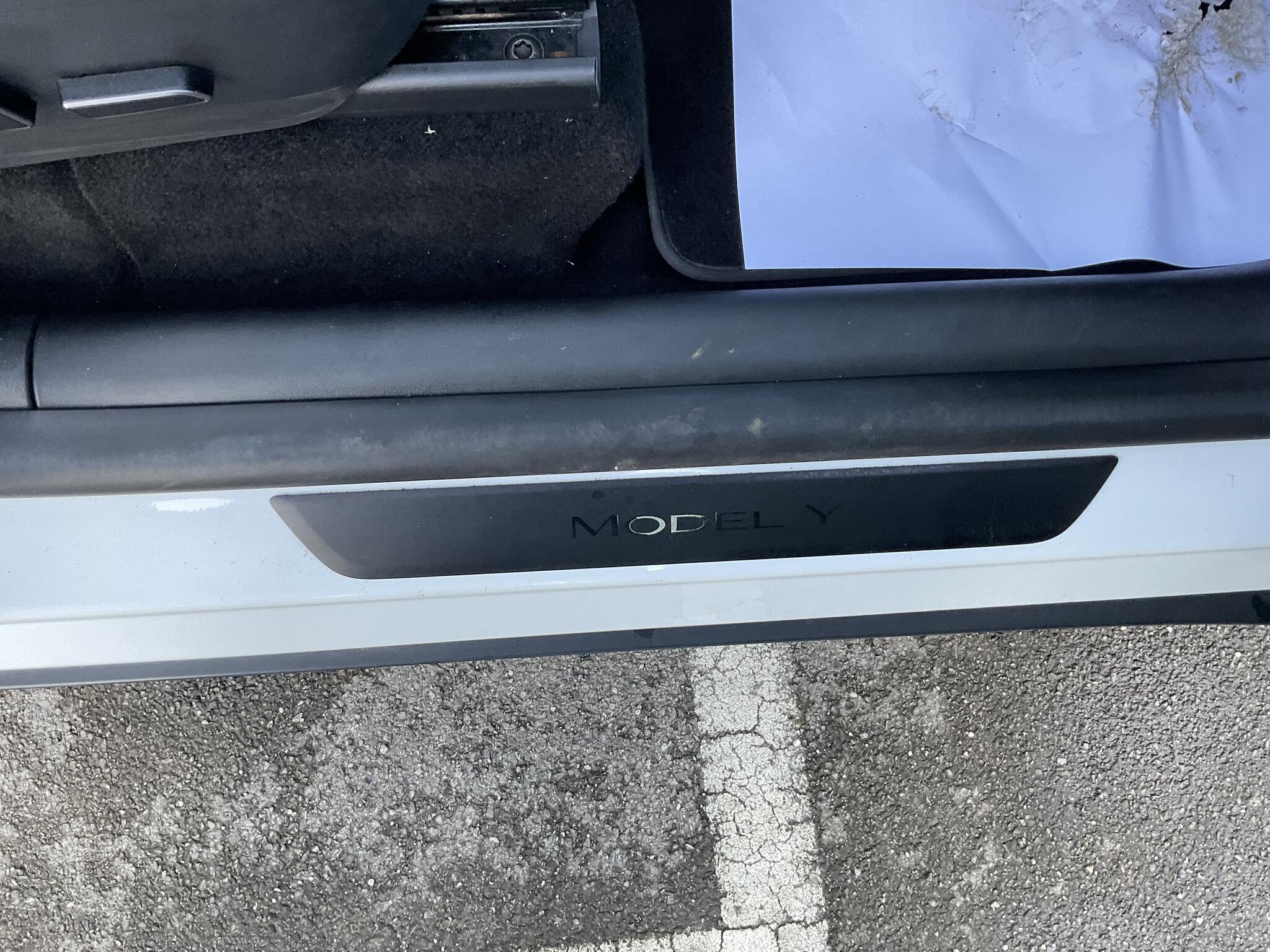 Tesla Model Y - Image 26