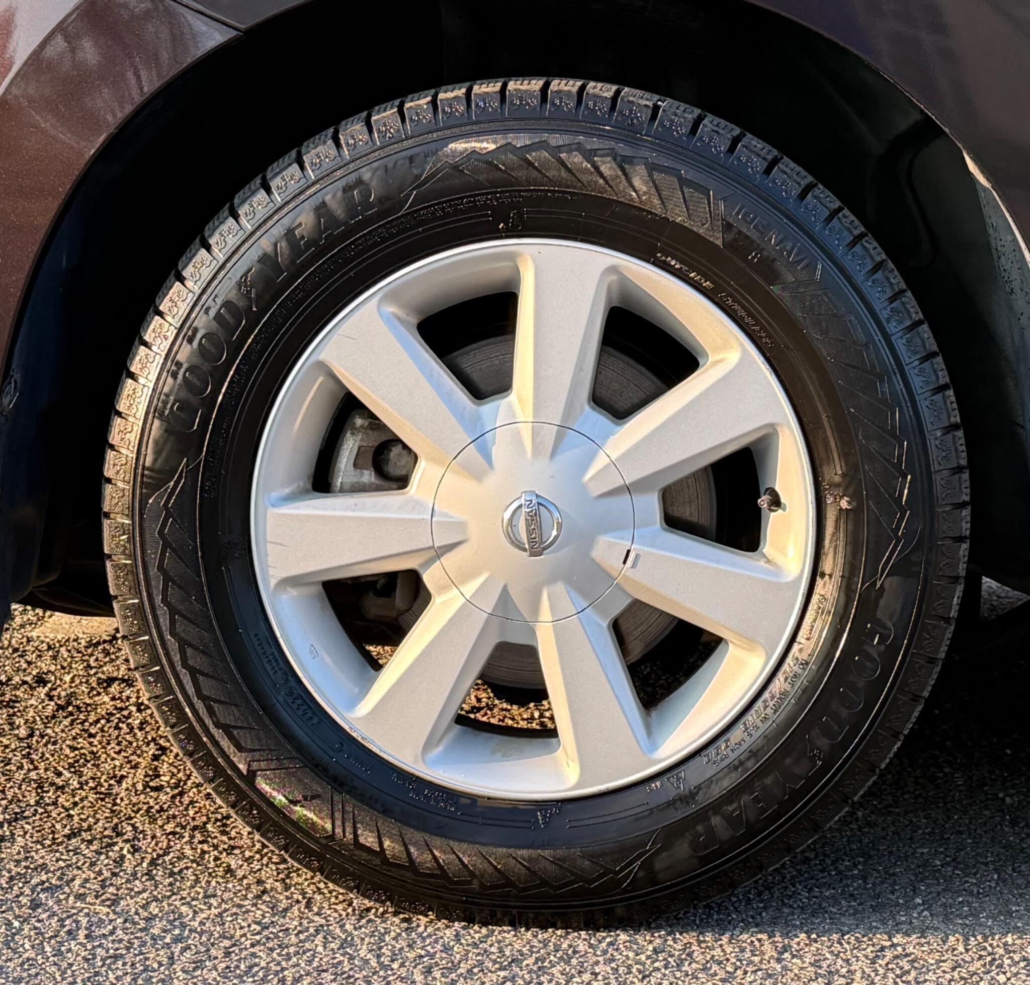 Nissan Elgrand - Image 51