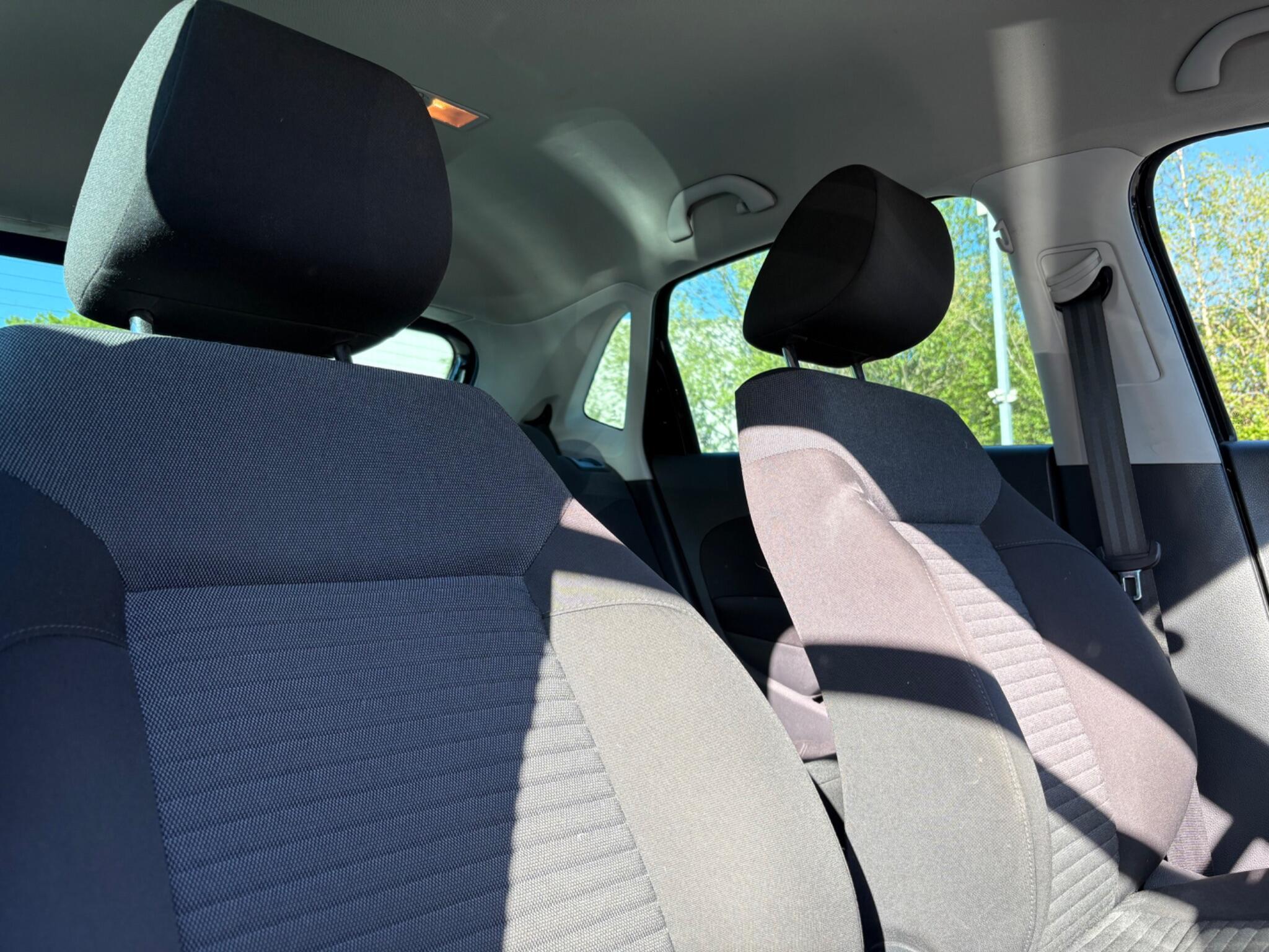 Volkswagen Polo - Image 27