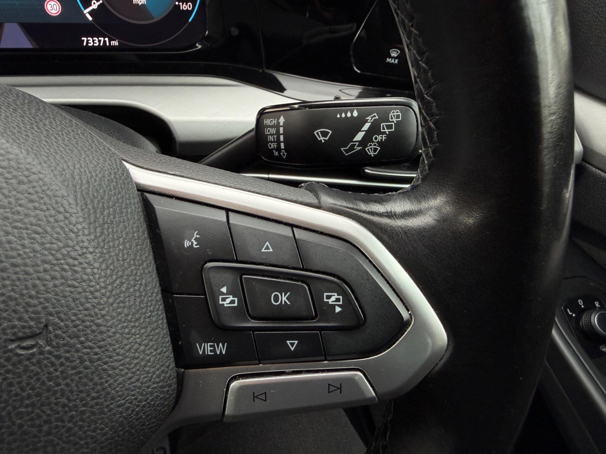 Volkswagen Golf - Image 46