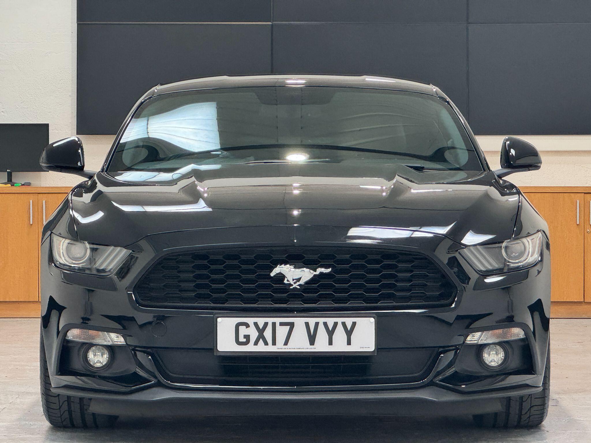 Ford Mustang - Image 5