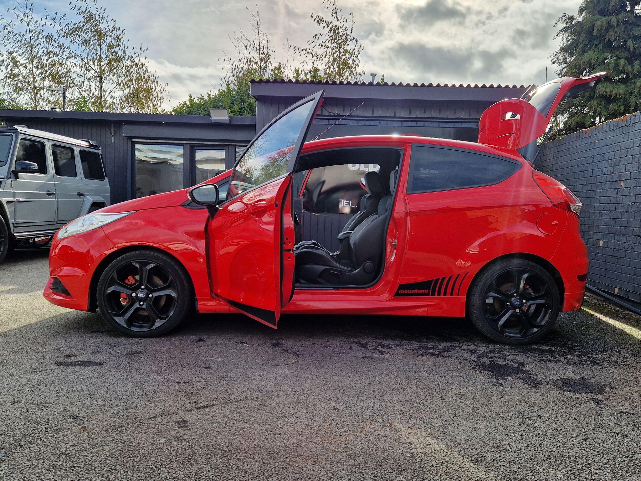 Ford Fiesta - Image 16